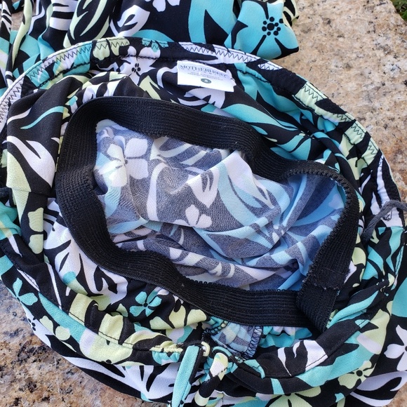 Halter Dress - Picture 5 of 5